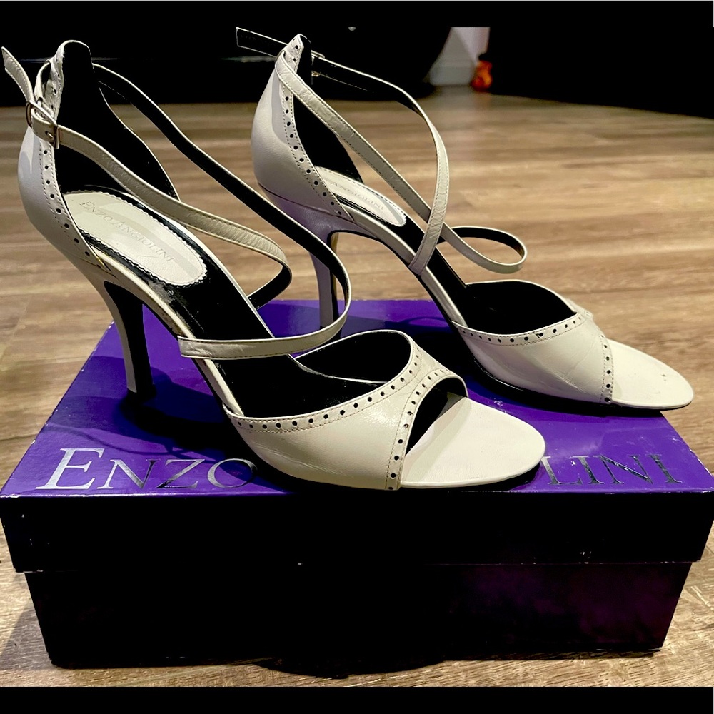 Enzo Angiolini Eanewell  leather open toe heel.